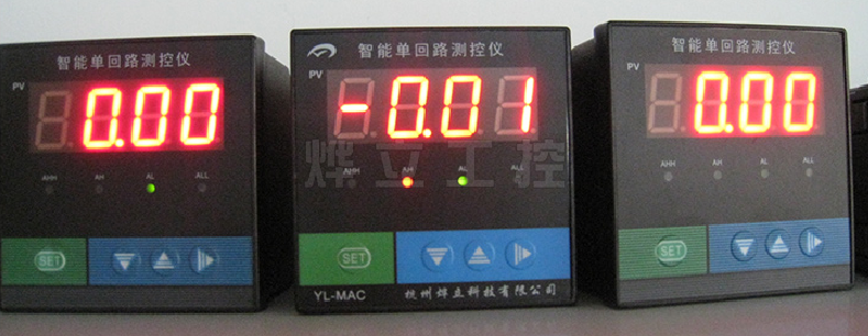 YL-C904單回路智能顯示調節(jié)儀實物圖